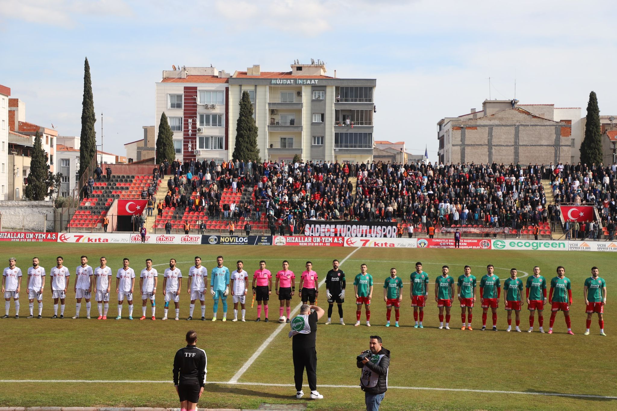 TURGUTLUSPOR KARŞIYAKA SPOR KARŞISINDA KENDİ SAHASINDA GALİP GELDİ