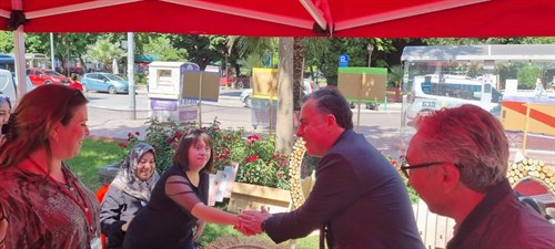 KAYMAKAM KAPANKAYA, ENGELLİLER HAFTASI KAPSAMINDA DÜZENLENEN KERMESİ ZİYARET ETTİ