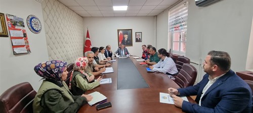 İLÇE HAYVANLARI KORUMA KURULU TOPLANTISI KAYMAKAM KAPANKAYA BAŞKANLIĞINDA GERÇEKLEŞTİRİLDİ