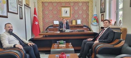 KENT EĞİTİM KOLEJİ’NDEN KAYMAKAM KAPANKAYA’YA NEZAKET ZİYARETİ